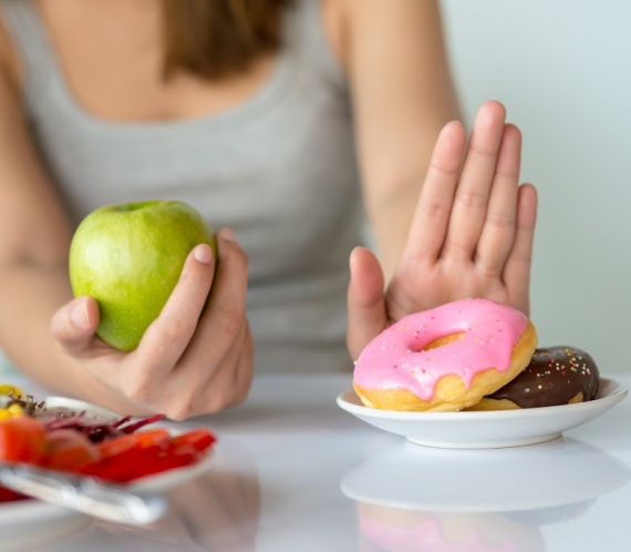 GM Diet Tips to Fight Sugar Cravings